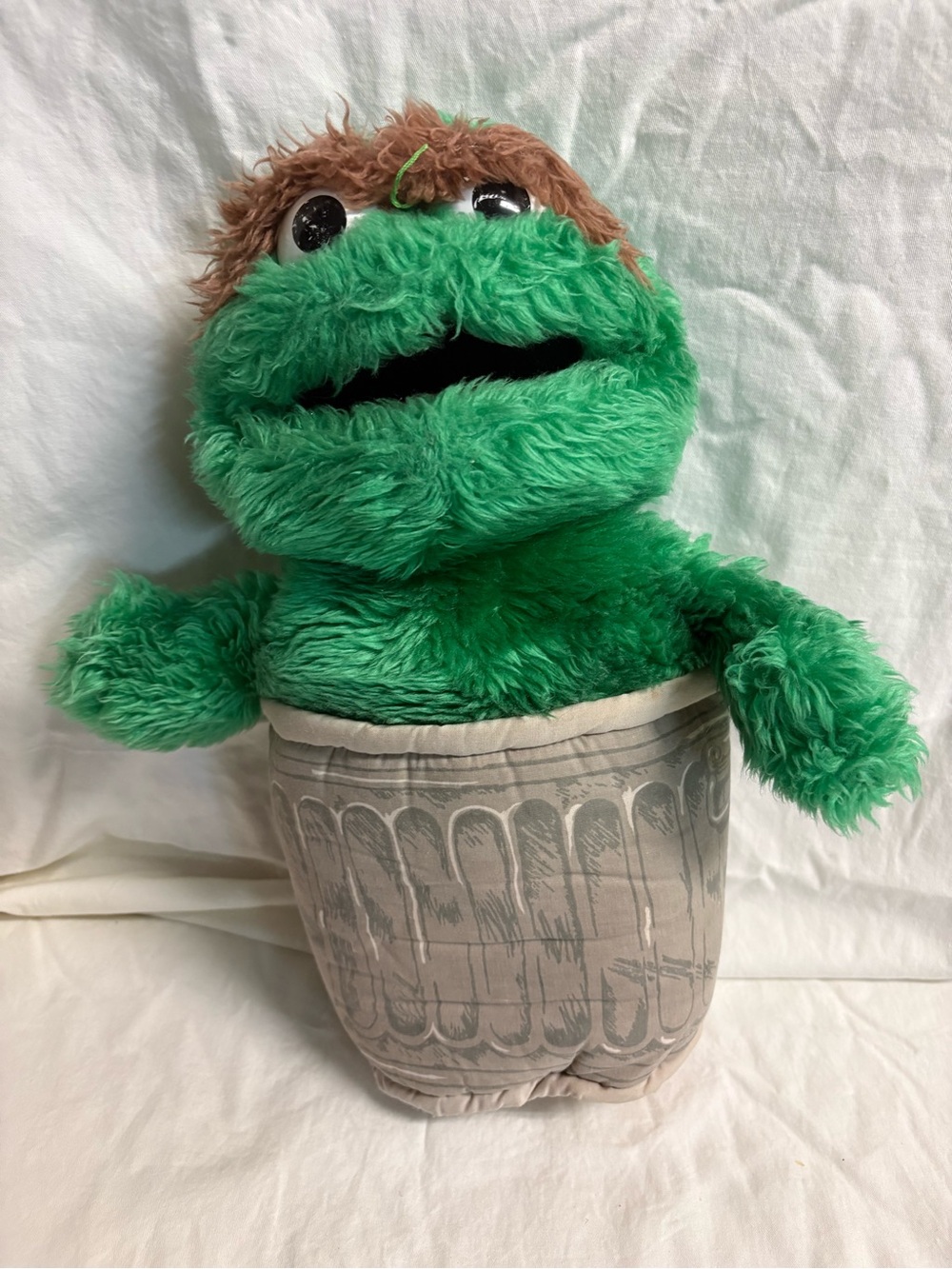 Sesame Street Oscar the Grouch hand puppet